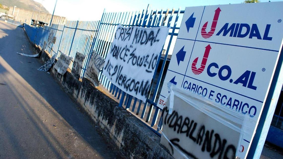 Midal, bancarotta e accesso abusivo al credito. Chiesti 7 anni per Silenzi
