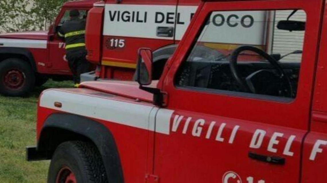 Da tempo non rispondeva al telefono. Uomo trovato morto in casa