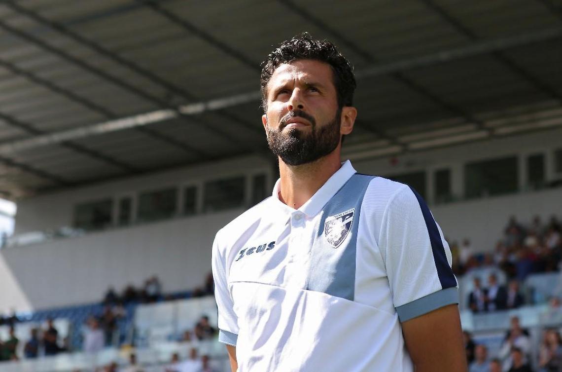 Serie B, Frosinone invalicabile. Espugnato il Granillo