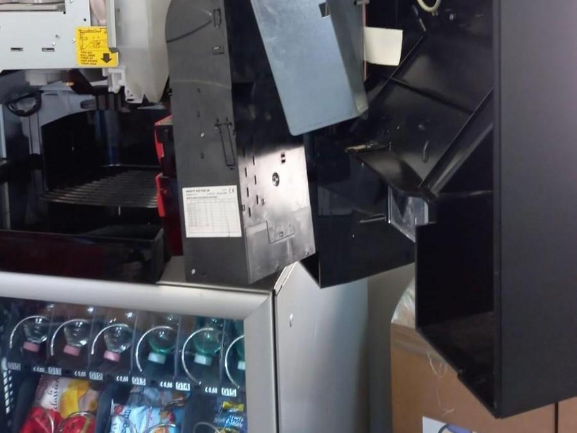 Ancora un assalto ai distributori di bevande e snack della Asl
