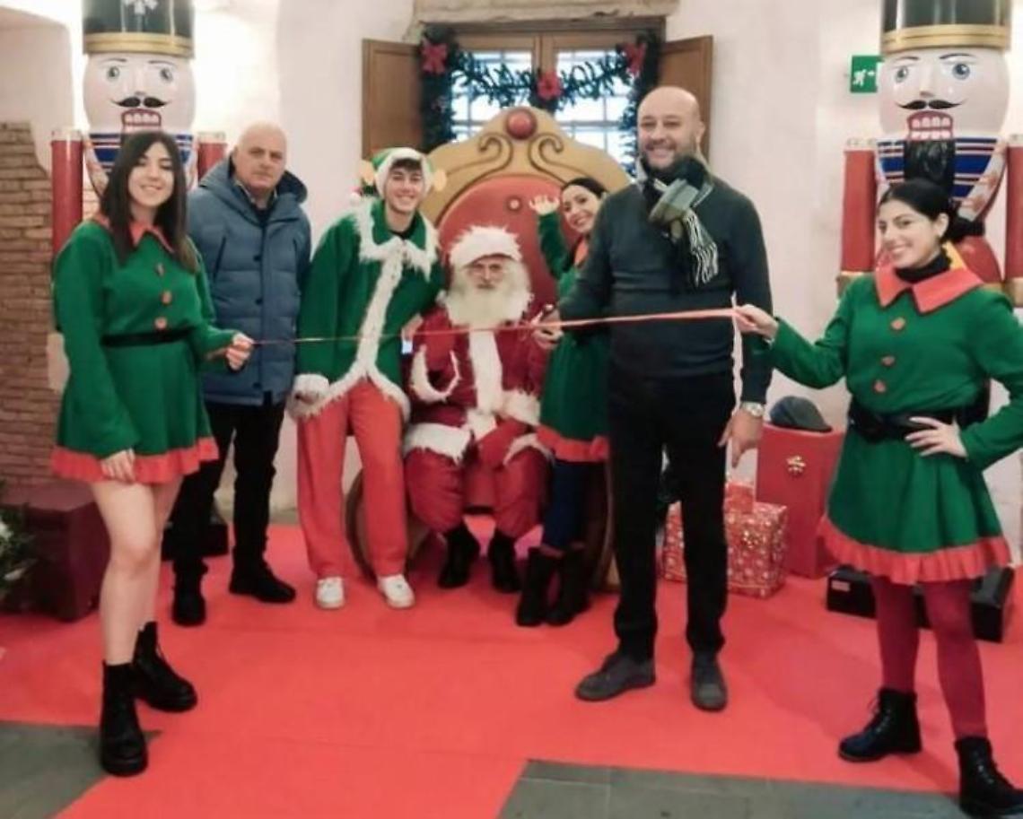 “Castello di Babbo Natale”, più di tremila i visitatori