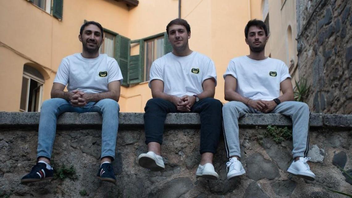 Tre amici e una passione che è diventata un lavoro. Quando il (video)gioco si fa duro