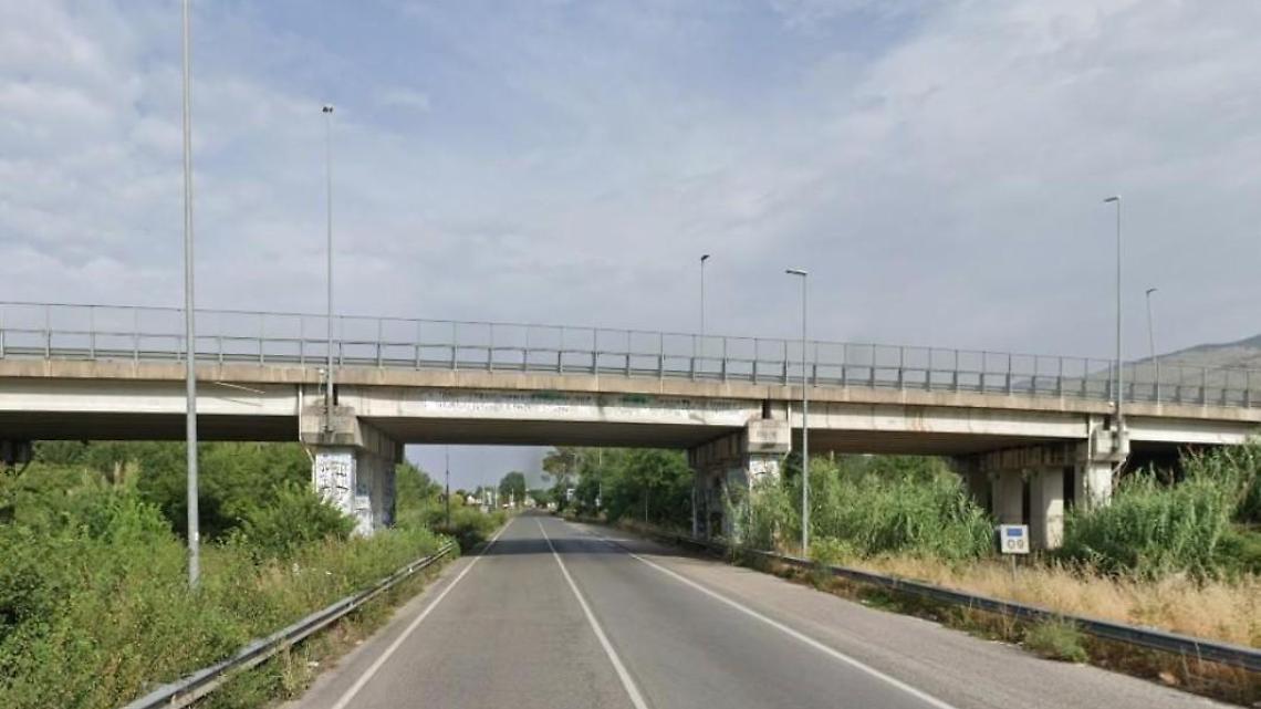 Vuole farla finita per una delusione d'amore: salvata da un carabiniere eroe
