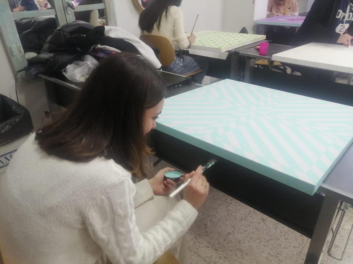 Open day al liceo artistico "Valente" con la mostra “Optical"