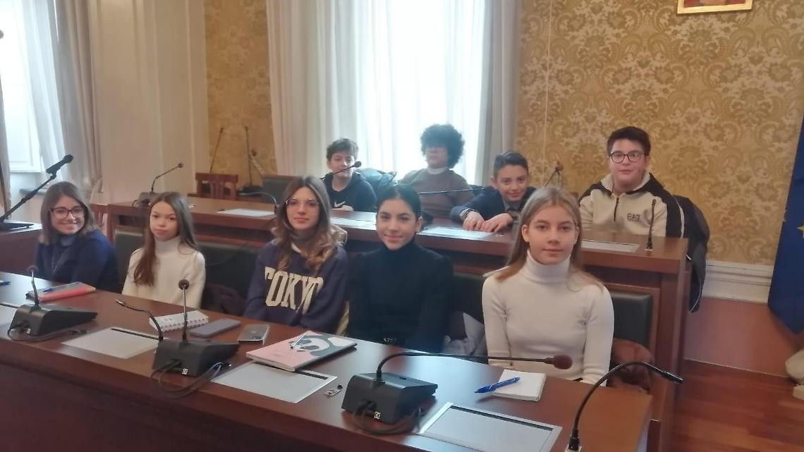 Giulia Porretta è la nuova baby sindaco eletta dai giovani