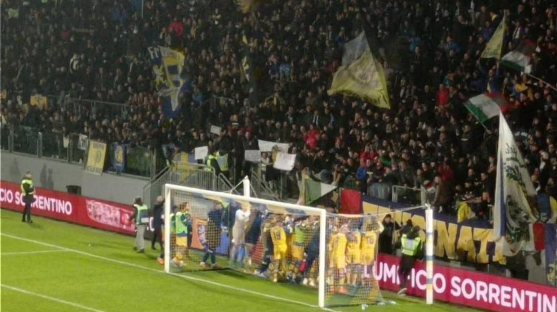 Serie B, il Frosinone sempre piÃƒÂ¹ in alto. La capolista consolida la vetta