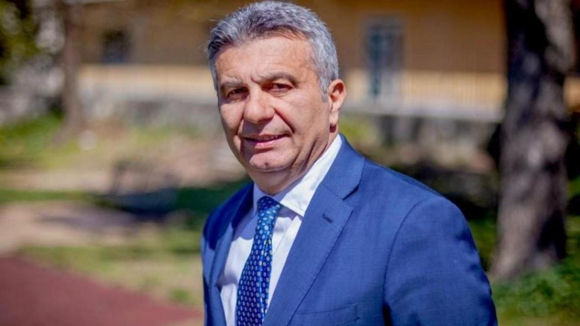 Il rimpasto dei malumori. Ma Salera tira dritto