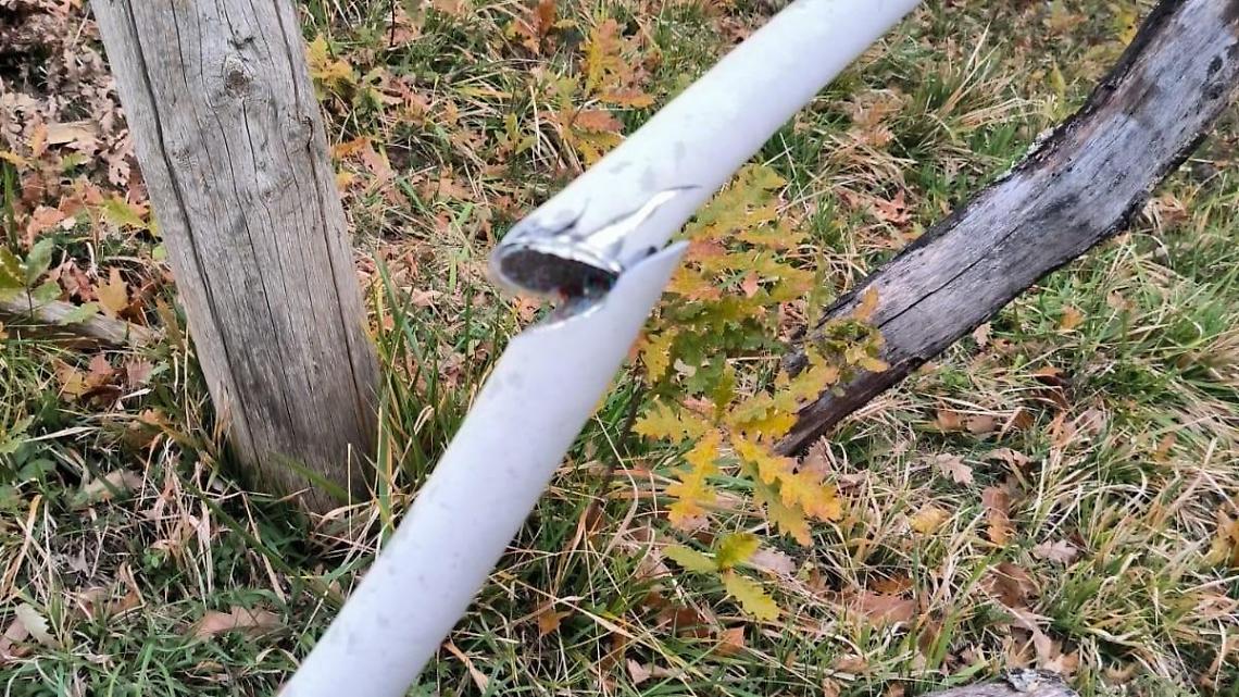 Anziani senza rete telefonica fissa. L'attacco del sindaco