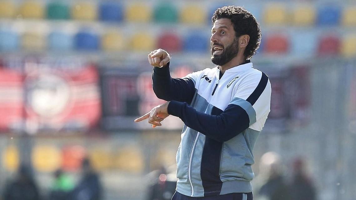 Frosinone - Parma, i canarini pronti a vincere. Segui il live della partita