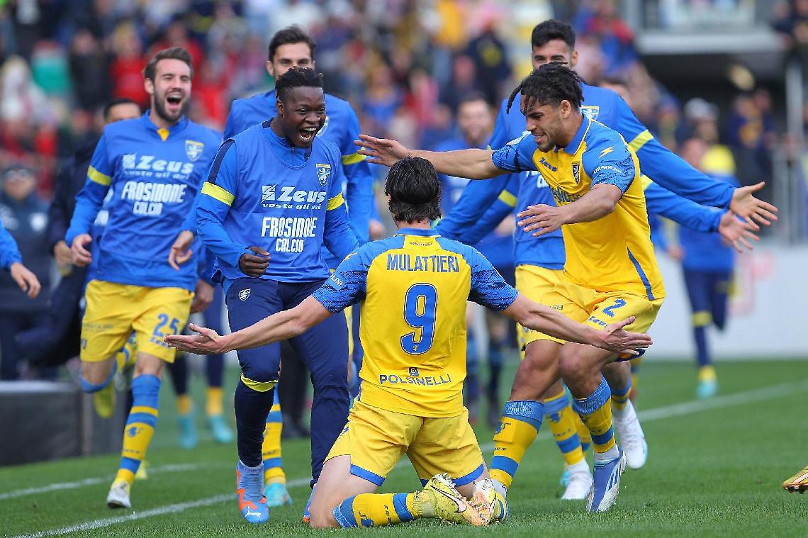 Serie B, 3 a 0 allo "Stirpe". Il Frosinone surclassa il distratto Venezia