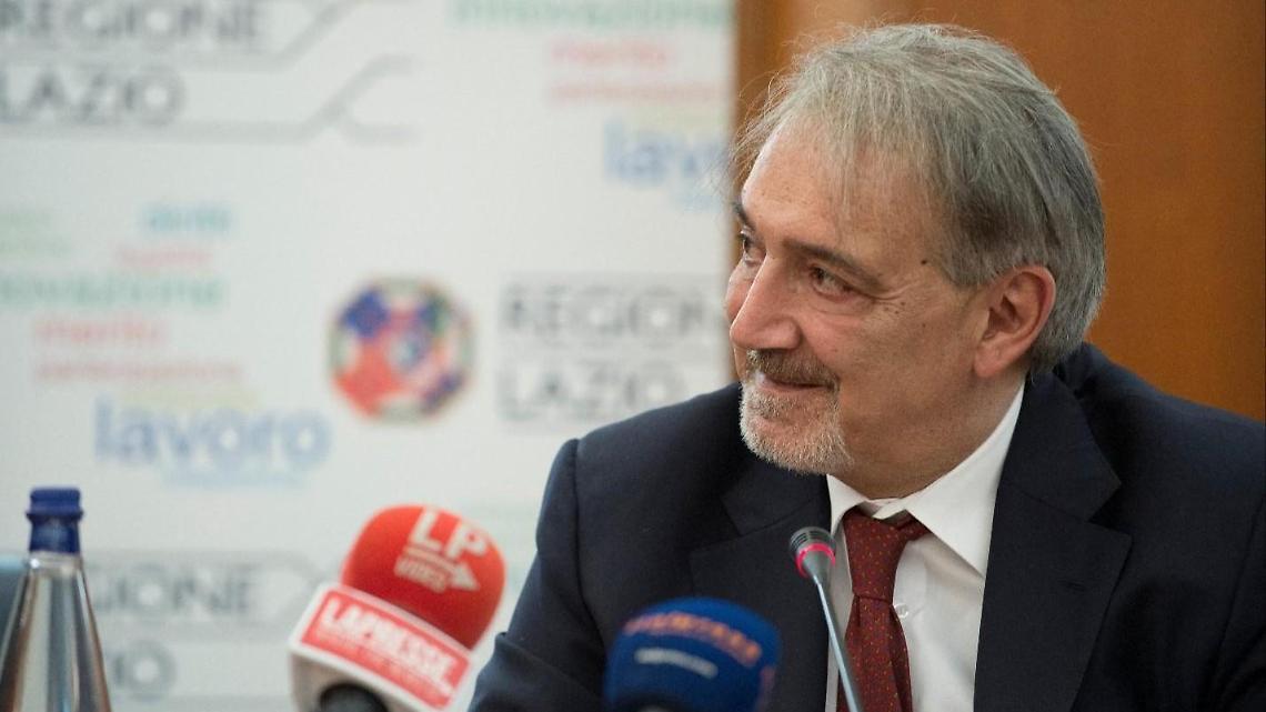 Lo spettro del commissariamento della sanità laziale