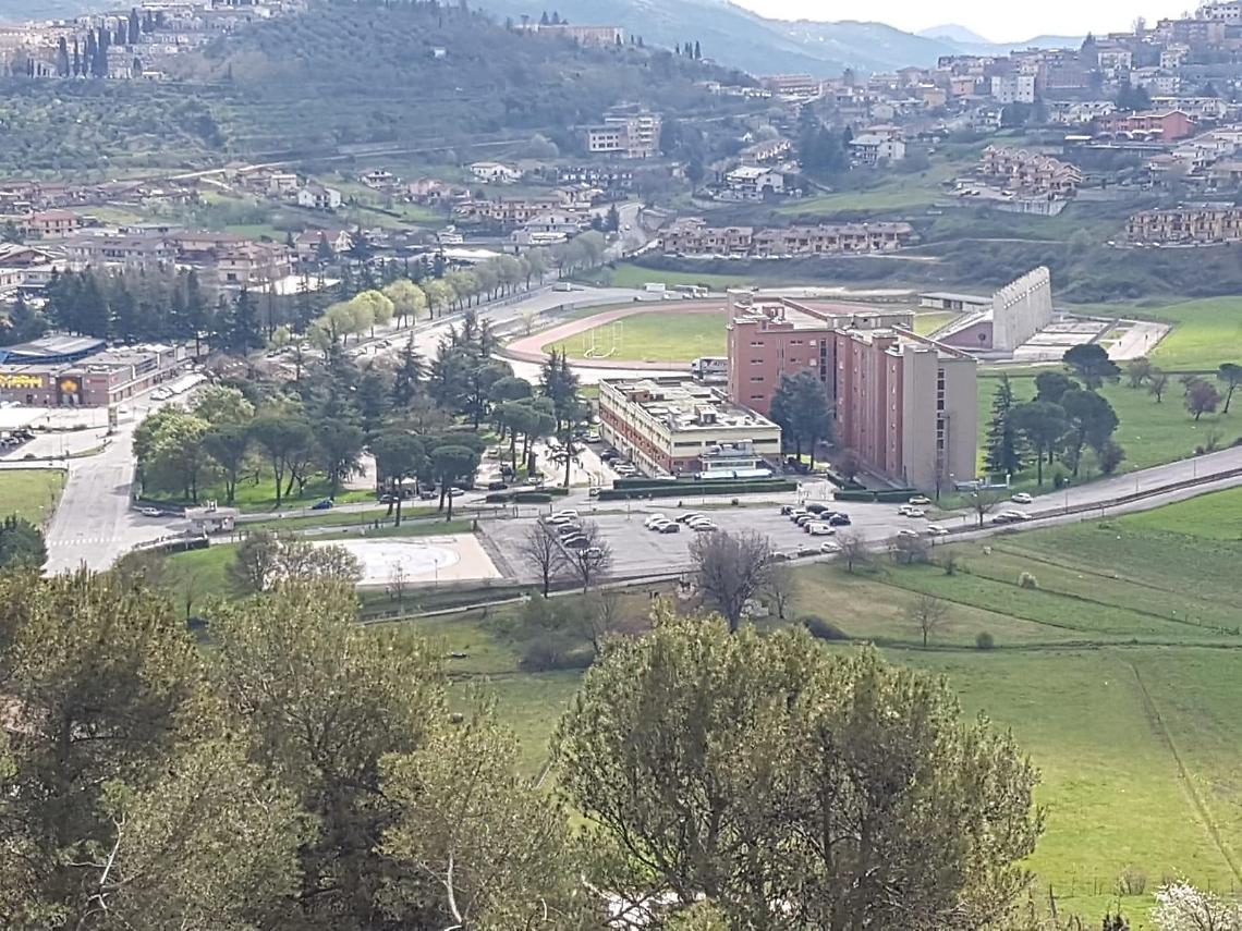 Un sit-in per salvare il reparto di Pediatria