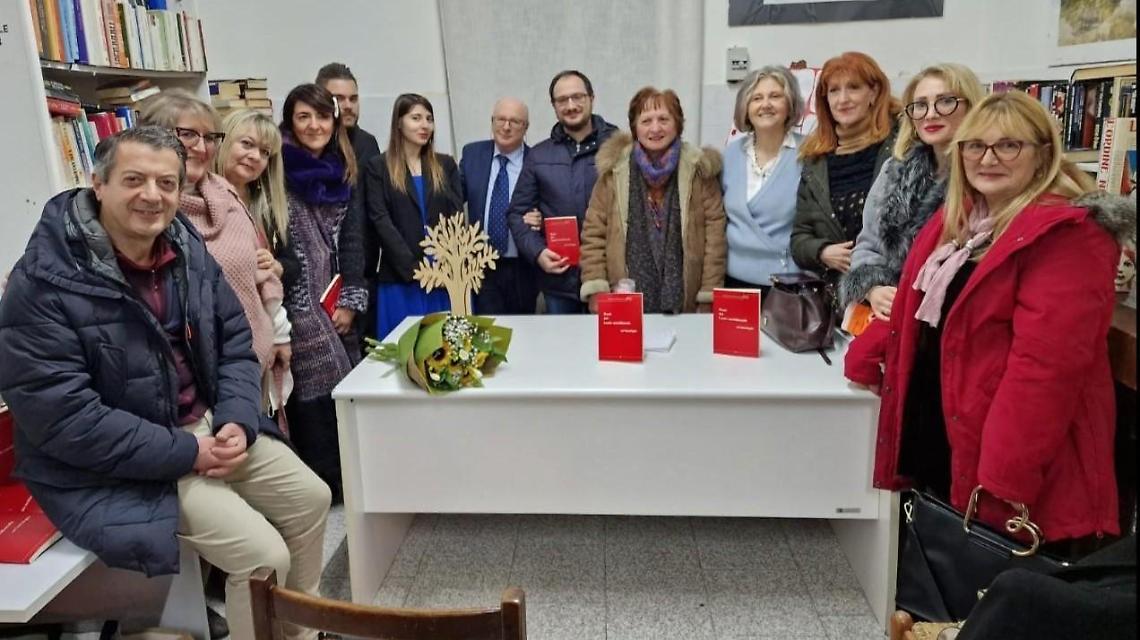 Scrittura e cultura. Il circolo virtuoso della poesia