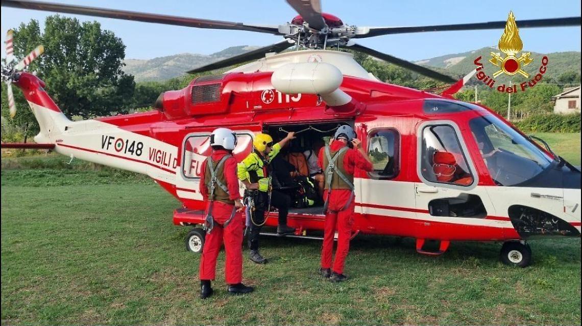 Tre escursionisti dispersi nel bosco di Forca d'Acero