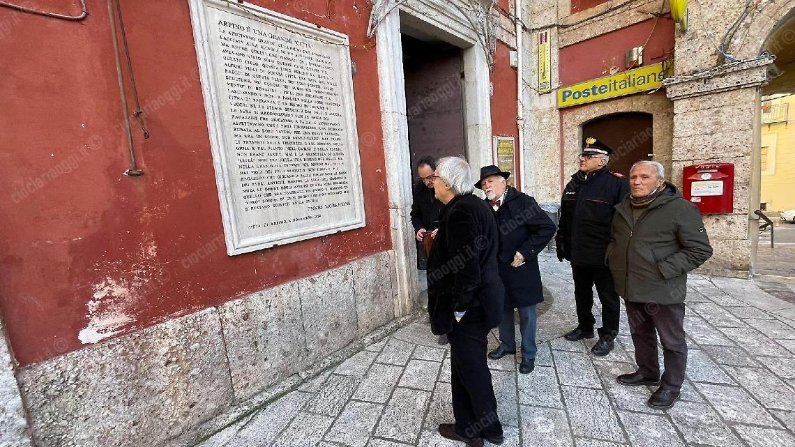 Una domenica speciale con Sgarbi che festeggia il compleanno