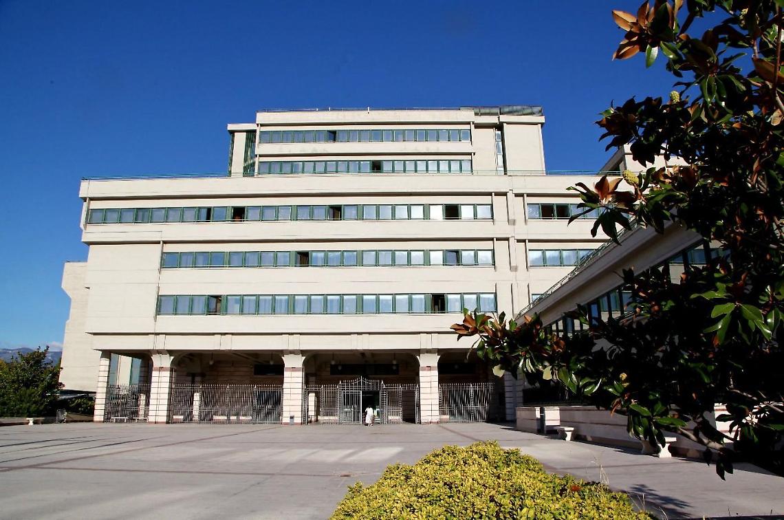Intascava il sussidio anche se era in carcere. Trentenne a giudizio