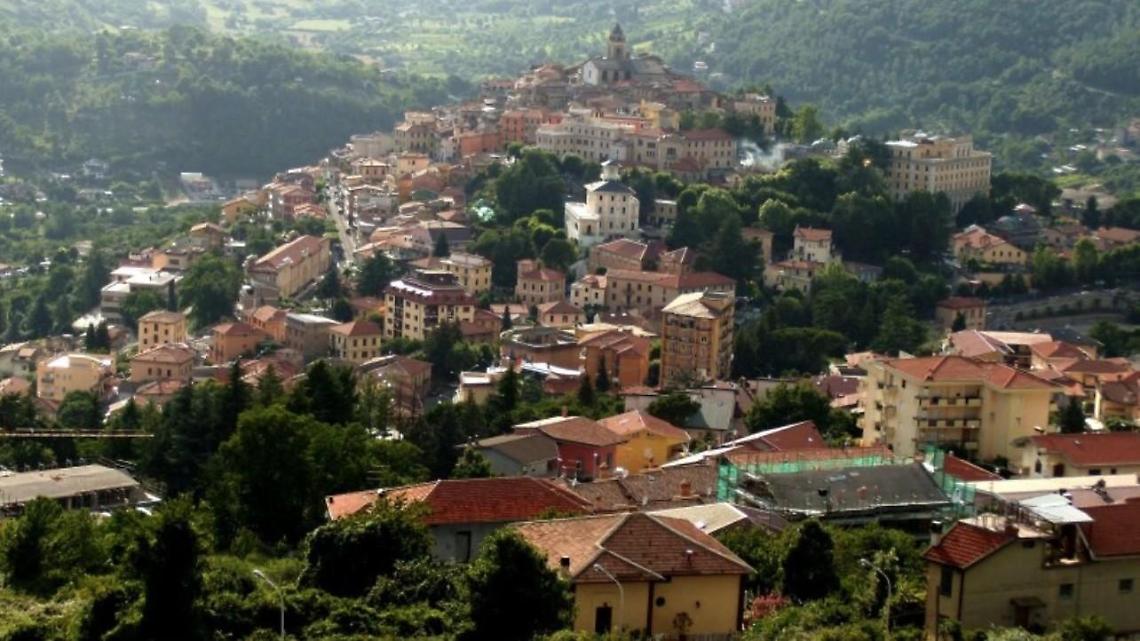 Sensibilizzare sul tema del l'alimentazione insieme a Can Yaman