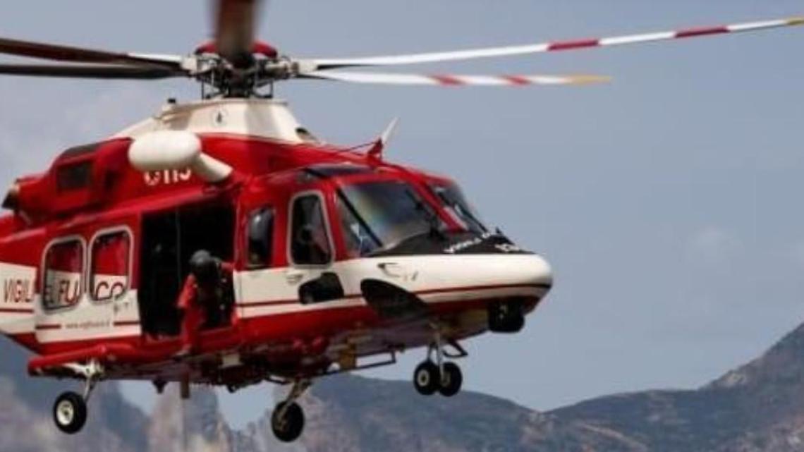 elicottero vigili del fuoco