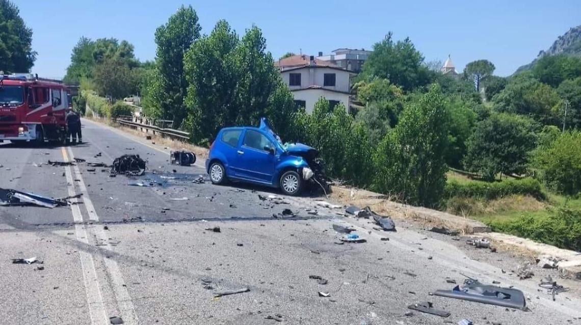 Schianto sulla strada maledetta. A perdere la vita il trentenne peruviano Alberto Diaz