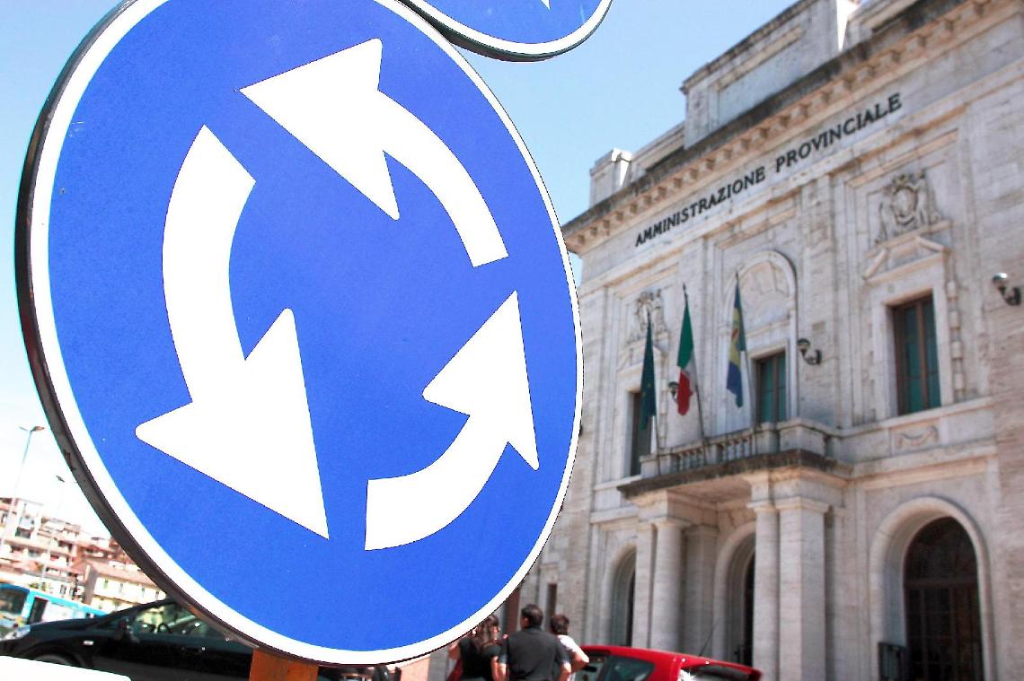La rabbia e l'orgoglio contro la decrescita infelice