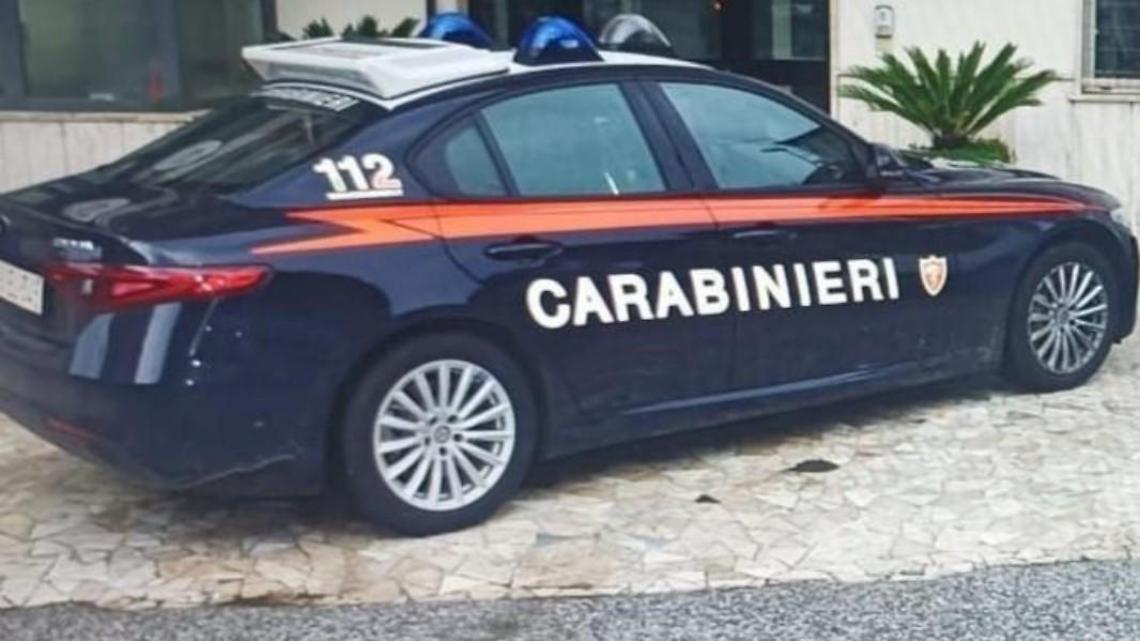 Spari contro il dj e il fonico. Trentottenne identificato e denunciato