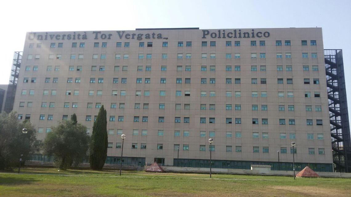 Travolto da lastre di vetro. Quarantaduenne trasportato a Roma in eliambulanza