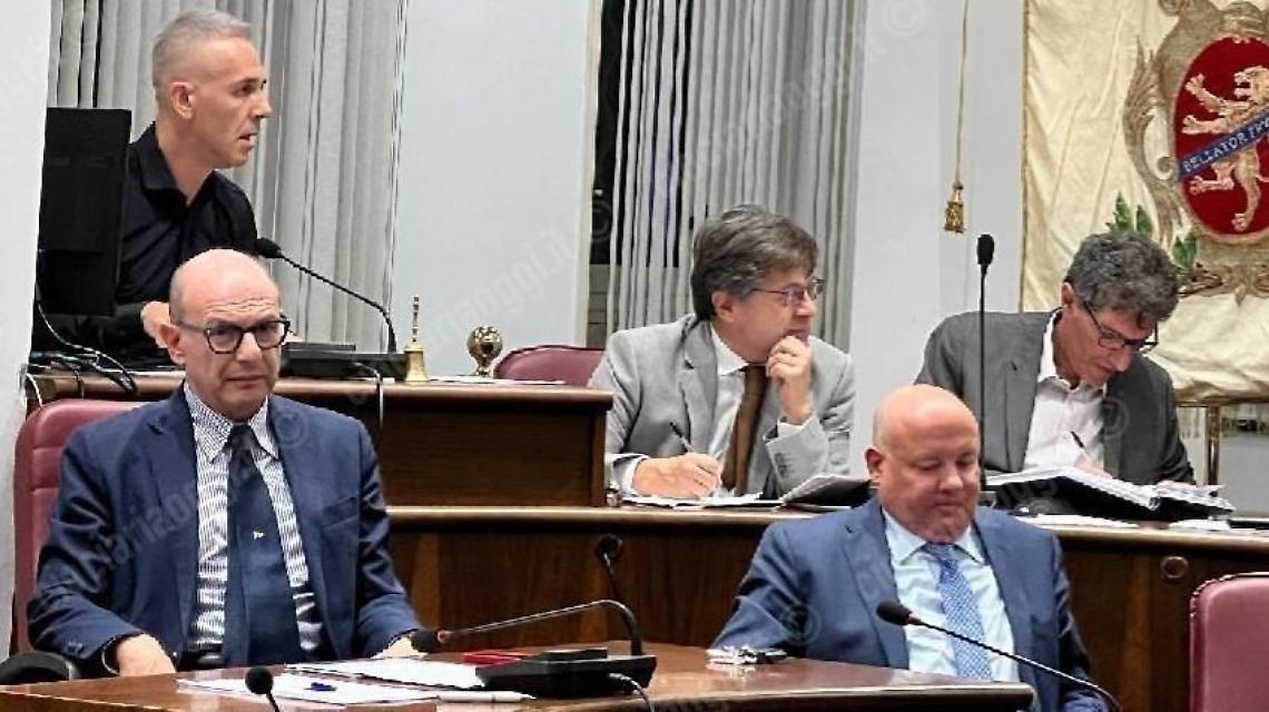 Maggioranza a nervi scoperti. Una “corrida” in Consiglio