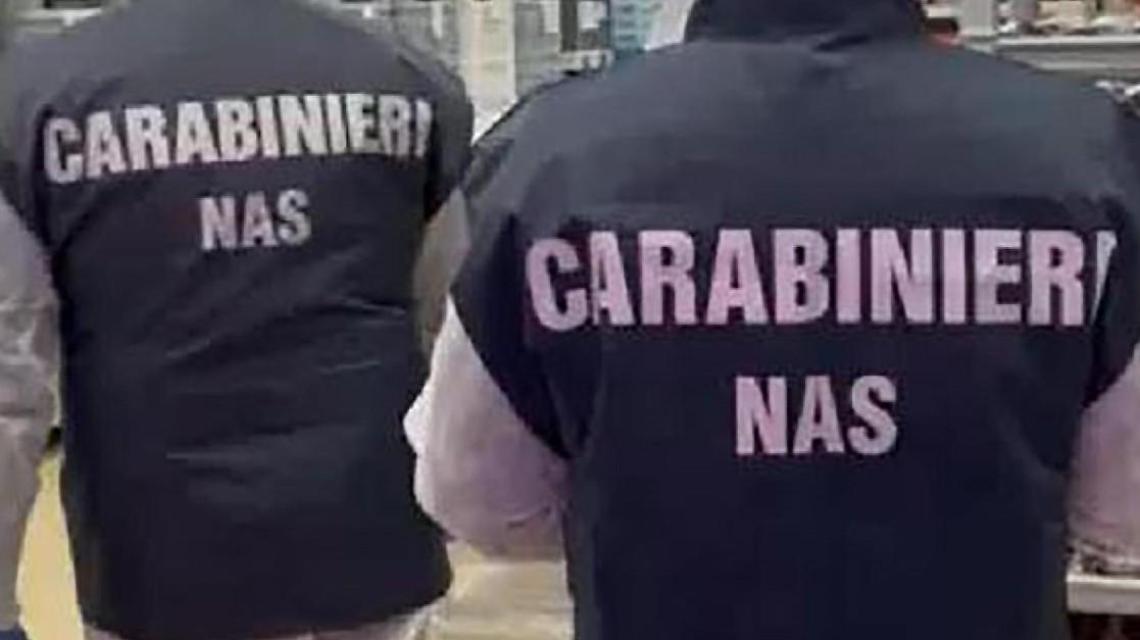 Pessime condizioni igienico sanitarie, negozio di di prodotti ortofrutticoli chiuso dal Nas