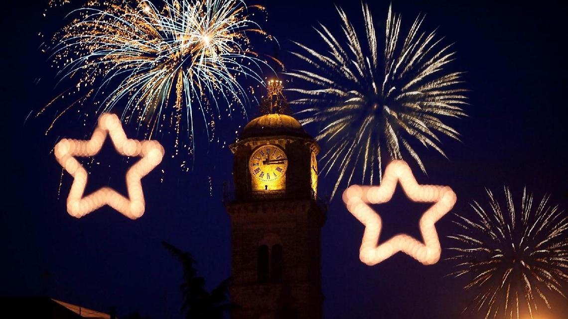 Luminarie, 190.000 euro per riaccendere il Natale frusinate