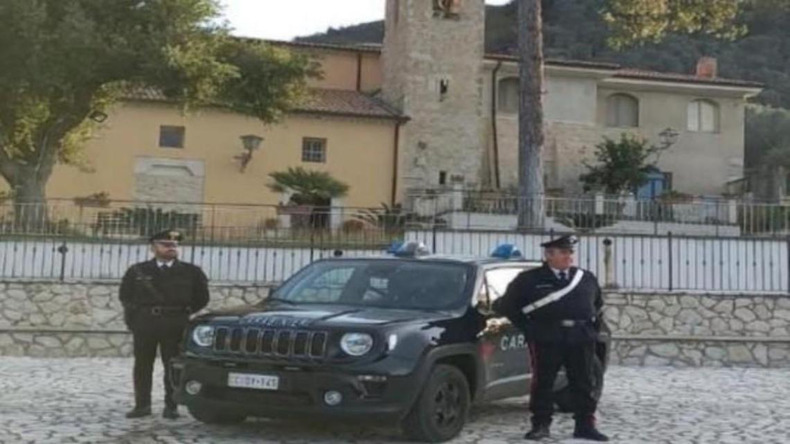 Raid al monumento. Identificati e denunciati i vandali