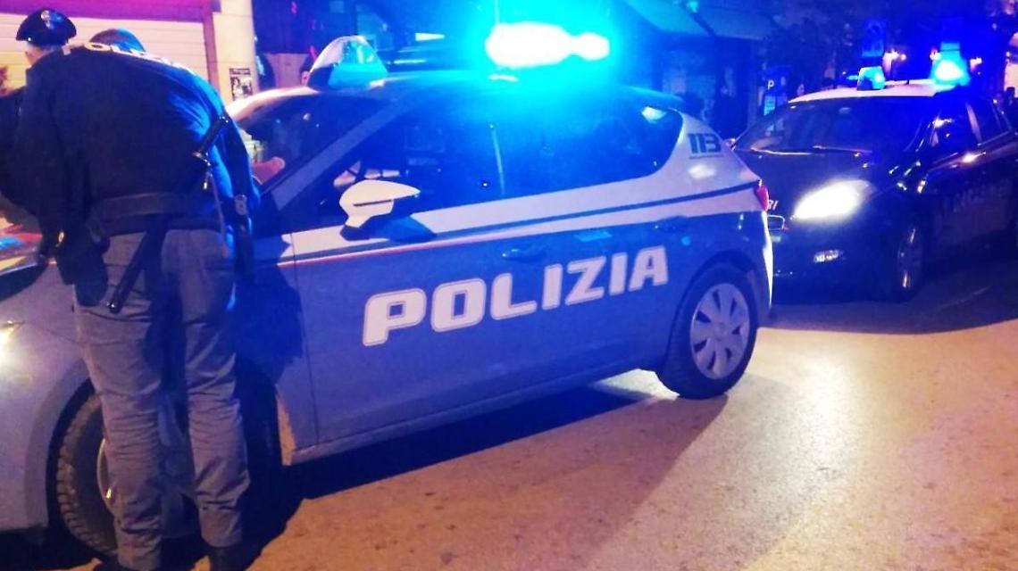 Botte durante la “malamovida”: in due finiscono nei guai