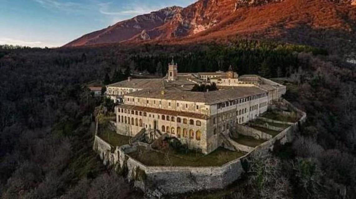 Voleva togliersi la vita. Salvato in extremis dai carabinieri