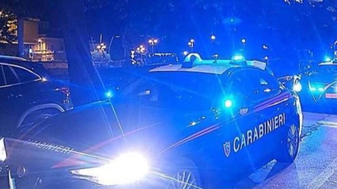 Era ricercato da novembre. Trovato dai carabinieri a casa di un amico
