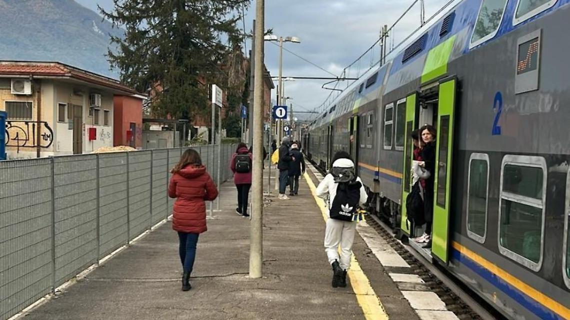 Disagi per i pendolari, Sara Battisti propone ristori