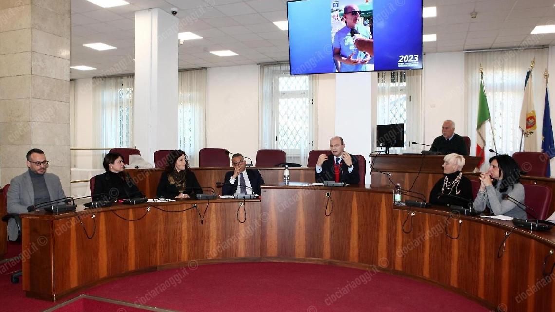 Come una corsa a tappe. Le strategie del sindaco Mastrangeli