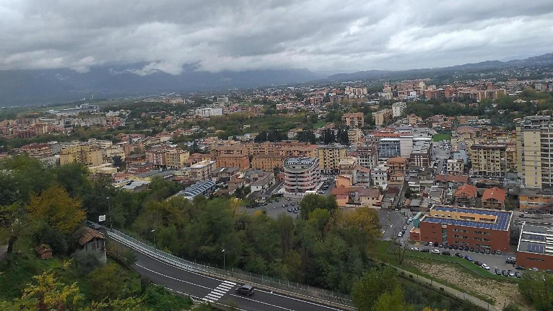 Culle sempre più vuote. E i paesi si spopolano