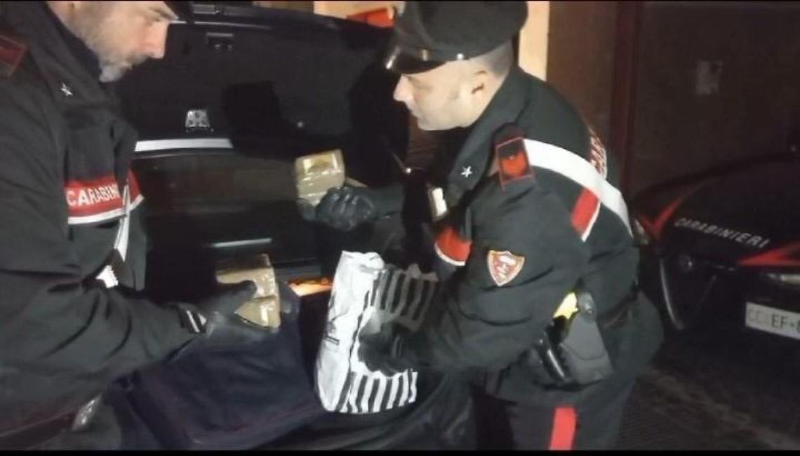 carabinieri colleferro droga