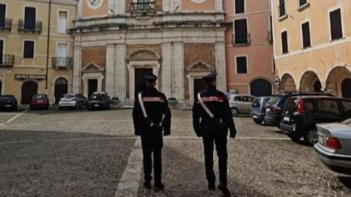 Stalking all'ex marito per oltre un anno. Disposto il braccialetto elettronico per una quarantasettenne