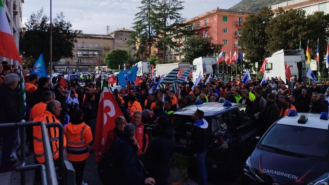 Cartiera Reno De Medici, appello al ministro. Il tempo stringe