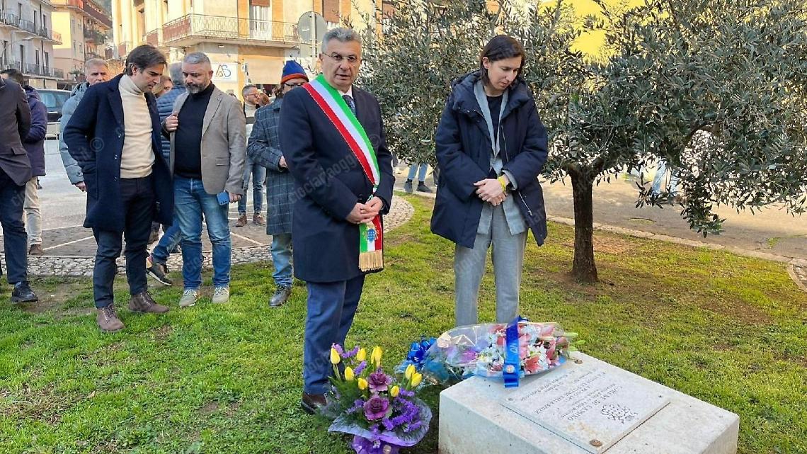 Elly Schlein a Cassino ricorda le vittime della Shoah