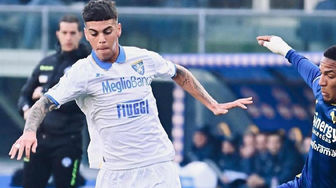 Frosinone d'acciaio. A Verona un punto che vale oro
