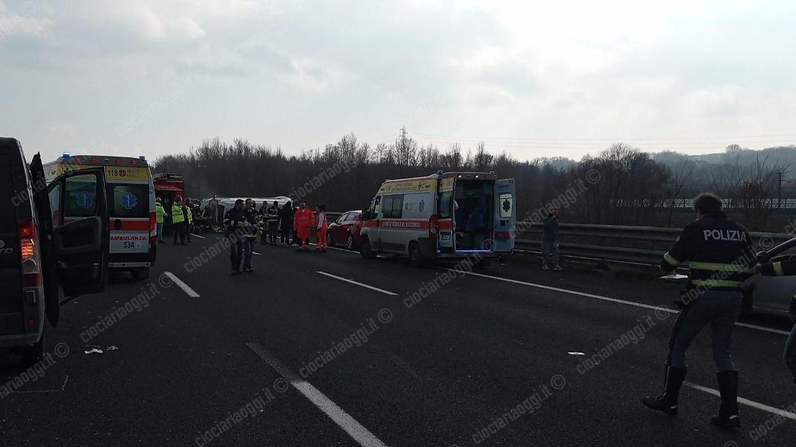 Incidente mortale in autostrada. Due vittime