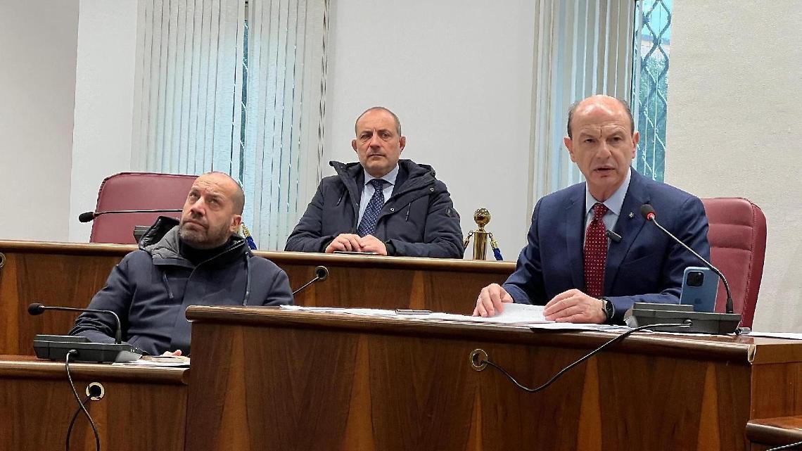 Isole pedonali e strade a 30 all'ora. Il senso unico di Mastrangeli