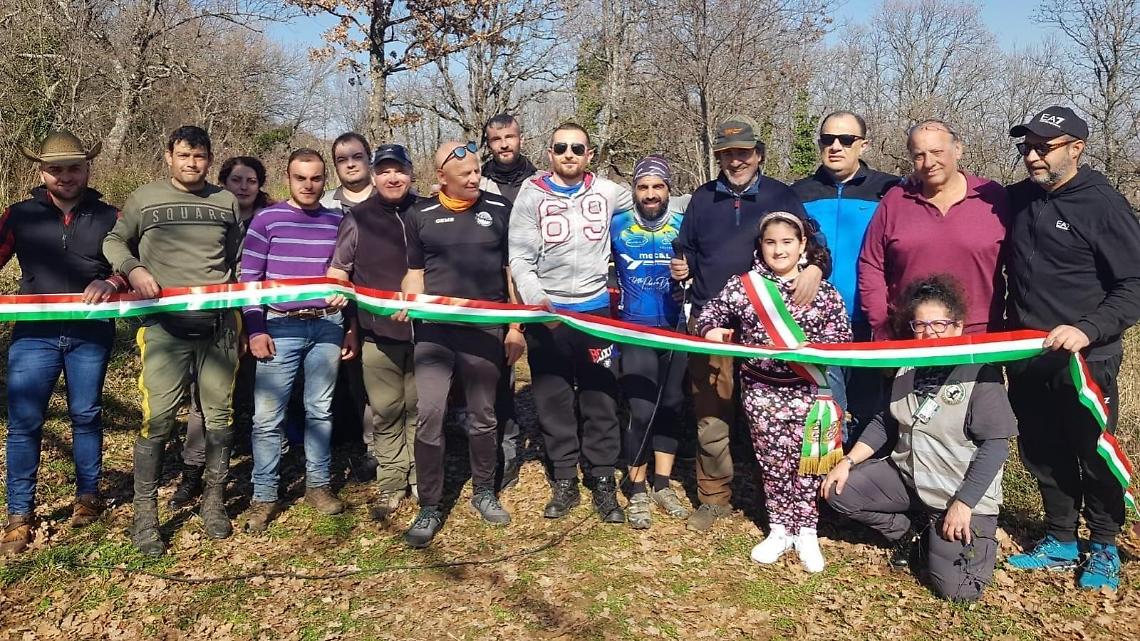La baby sindaco Giorgia Santarelli inaugura l'ippovia Grotte-Mare