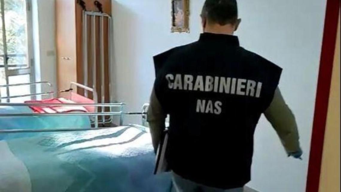Chiusi i locali di due case di riposo: multe da 17.000 euro