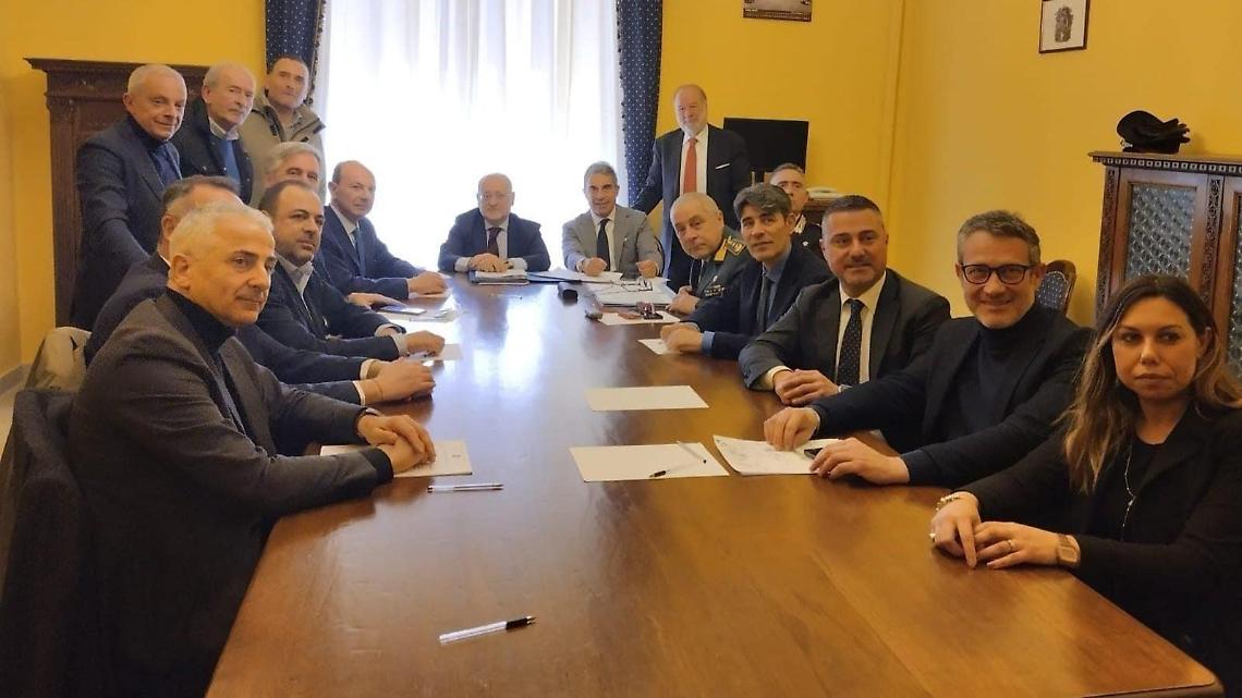 Troppi furti, vertice in prefettura con i sindaci