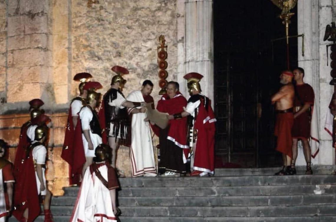 Stasera la Via Crucis. Figuranti di ogni età per rievocare la salita al Golgota