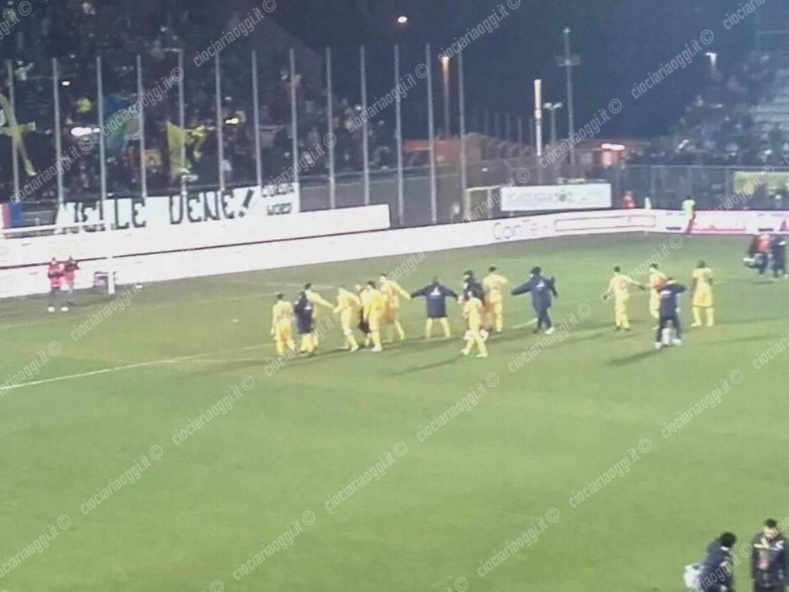 Frosinone-Brescia 1-0: Ariaudo regala i tre punti ai canarini