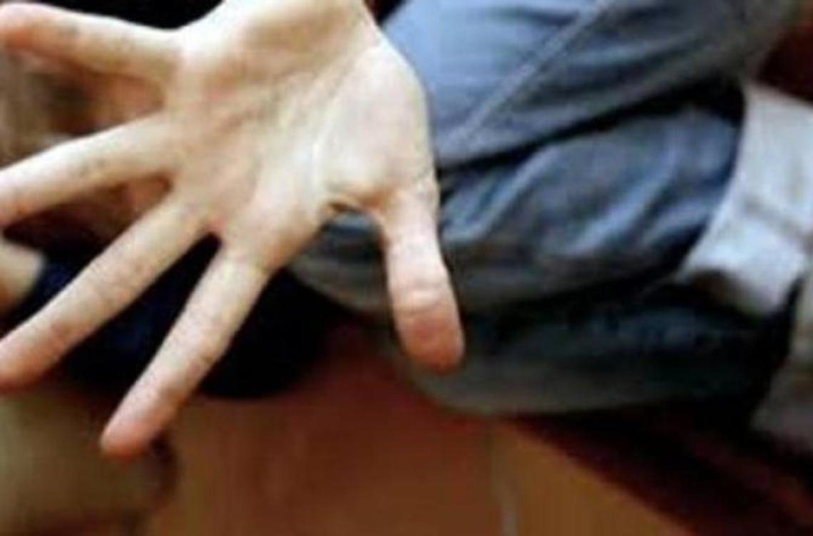 Abusi su minori: case famiglia e operatori sotto inchiesta