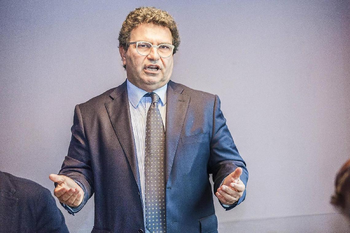 &laquo;&Egrave; una &ldquo;guerra&rdquo; di potere&raquo;